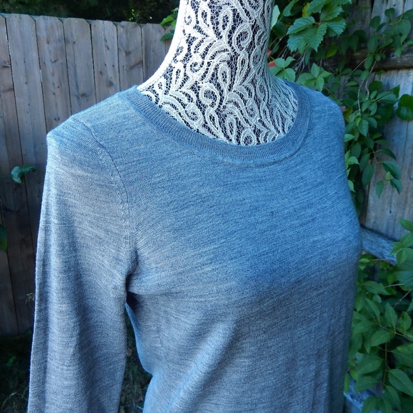 LOFT Sweaters - Loft Wool Blend Gray 3/4 Sleeve Crew Neck M
